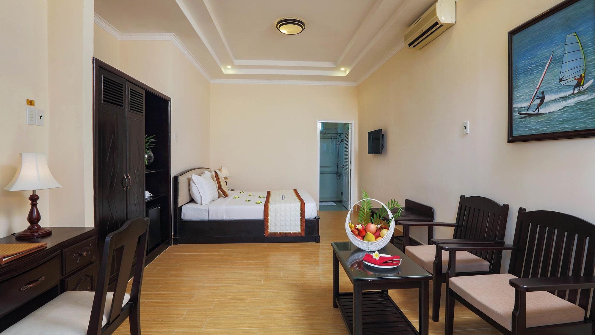 Muine Century Beach Resort & Spa Mui Ne Exterior photo