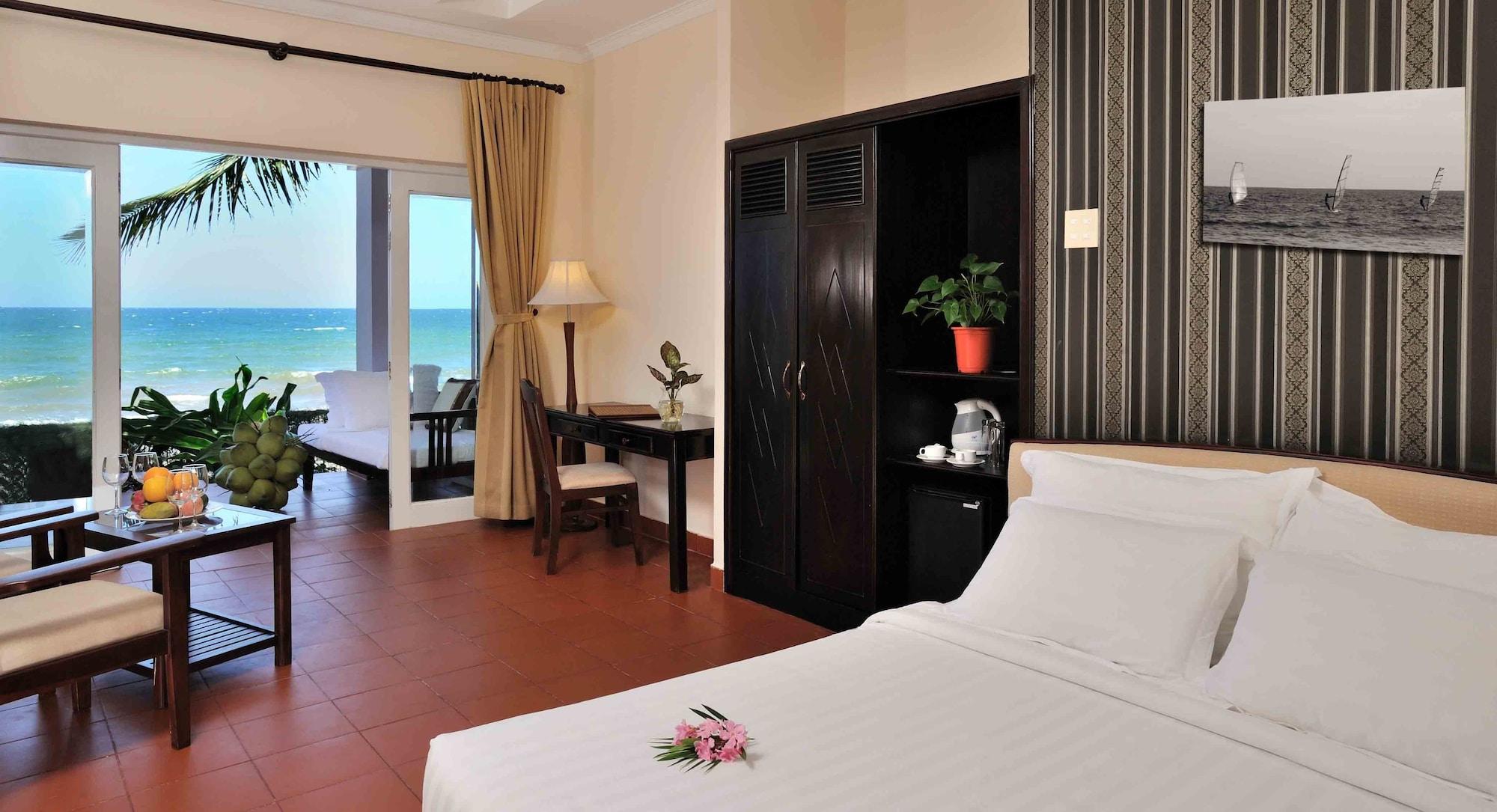 Muine Century Beach Resort & Spa Mui Ne Exterior photo